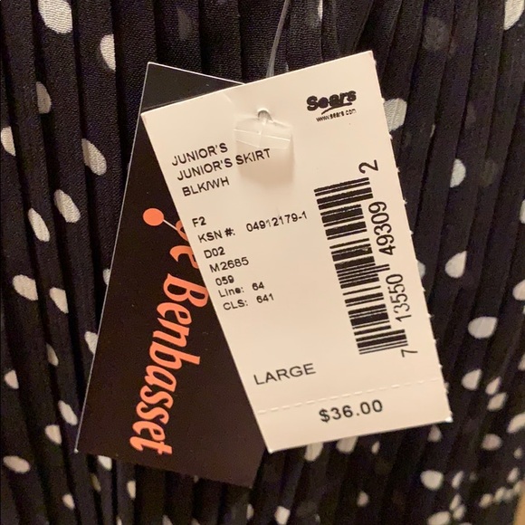 Polka Dot Skirt - Picture 3 of 4